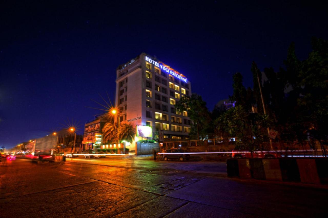 Yogi Executive, Navi Mumbai Hotel Kültér fotó