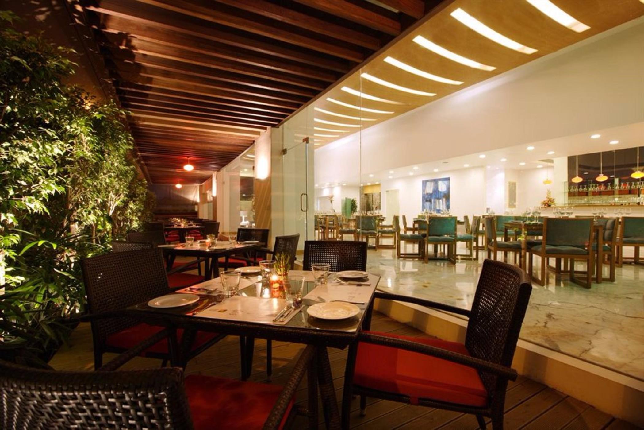 Yogi Executive, Navi Mumbai Hotel Kültér fotó
