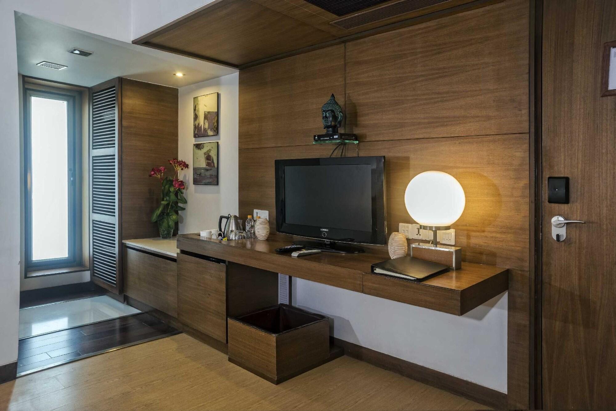 Yogi Executive, Navi Mumbai Hotel Kültér fotó