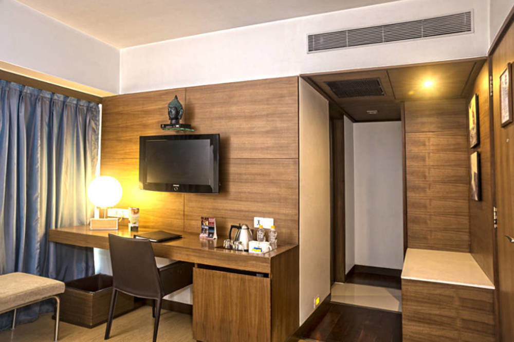 Yogi Executive, Navi Mumbai Hotel Kültér fotó